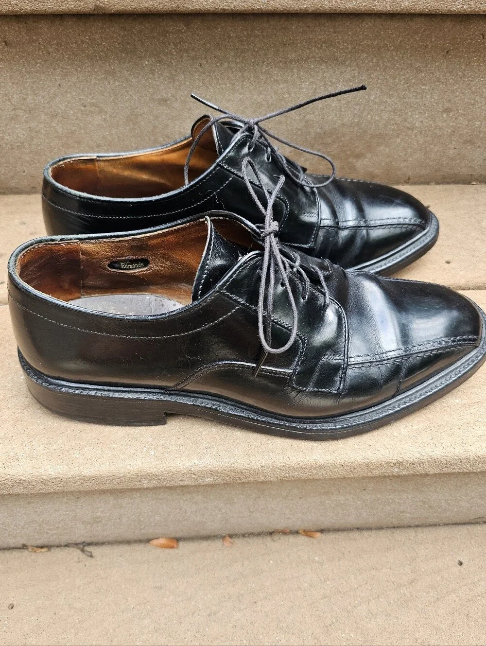 Allen Edmonds Hillcrest Black Leather dress shoes Vibram Heel 7.5